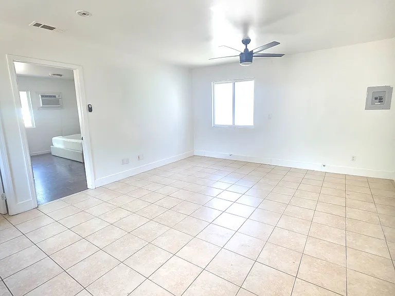 13784 Herrick Ave #B — Photo 3