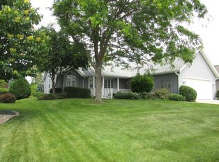 6618 Chesapeake Rd, Racine, WI 53406