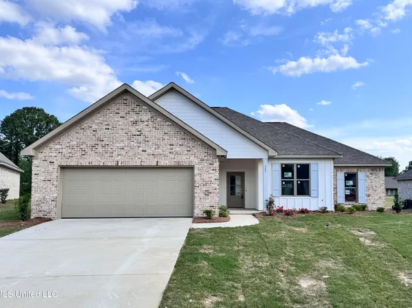 763 Magnolia Point Cir, Pearl, MS 39208