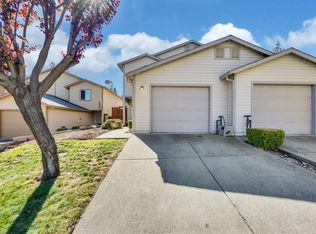 3988 Wimbledon Dr, Diamond Springs, CA 95619