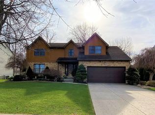 162 Enchanted Frst S, Depew, NY 14043