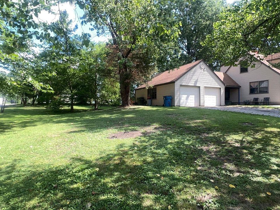 709 W ster St, Benton, IL 62812 Zillow