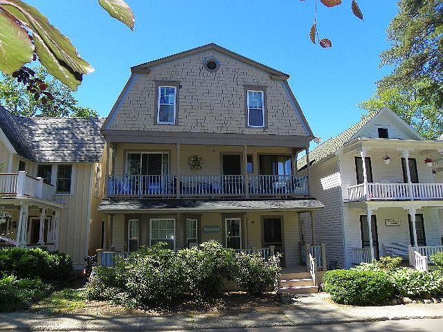 1st image of 28 Miller Ave