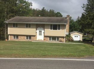 935 Dennett Rd, Oakland, MD 21550