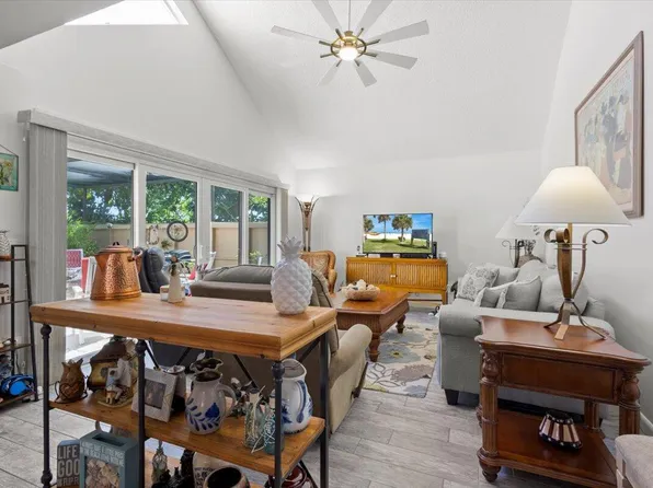 1100 SE Mitchell Avenue #204, Port St Lucie, FL 34952