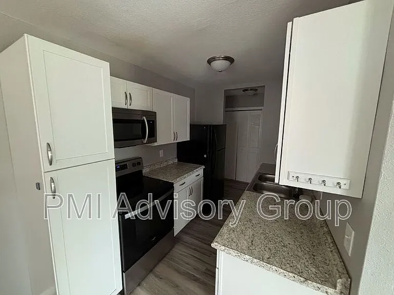 3101 SW Macvicar Ave #308A — Photo 1