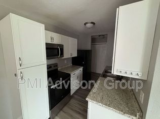 3101 SW Macvicar Ave APT 308A, Topeka, KS 66611