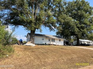 190 Old Stage Rd, Adamsville, TN 38310