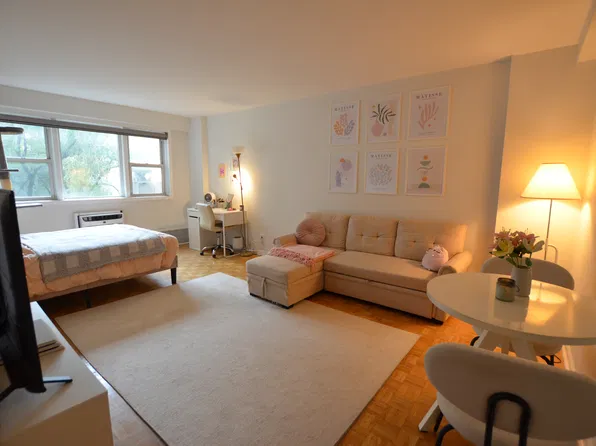 446 East 86th Street image 1 of 16