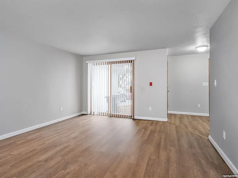 3835 E River Dr — Photo 3