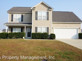 197 Bennington Dr, Raeford, NC 28376