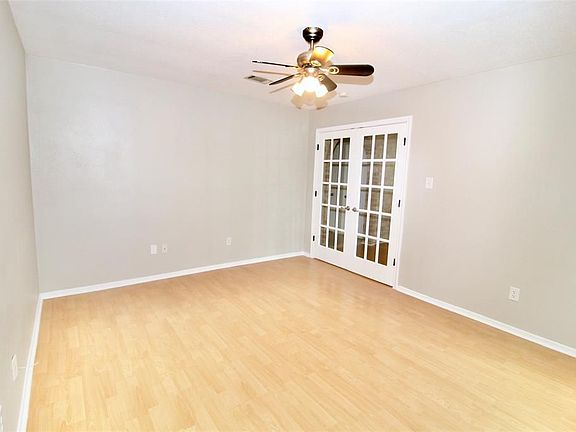 4th image of 13759 Drakewood Dr