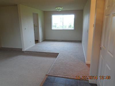 3rd image of 7833 13th Ave NE