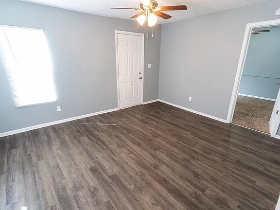 5th image of 3021 N Tacoma Ave