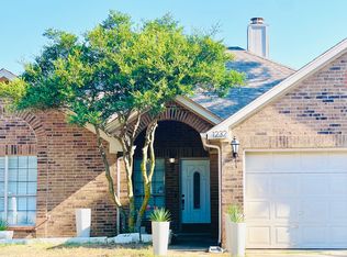 1232 Castleman Dr, Cedar Hill, TX 75104
