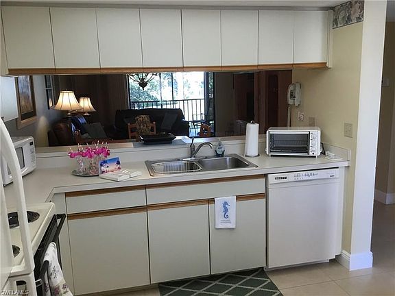 5th image of 7380 Saint Ives Way APT 1209