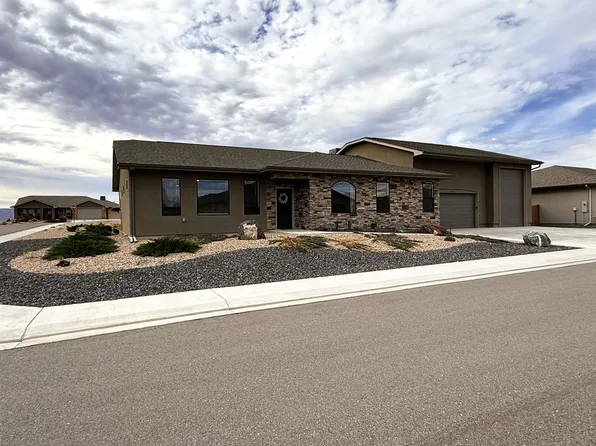 853 Fire Agate Ln, Grand Junction, CO 81506