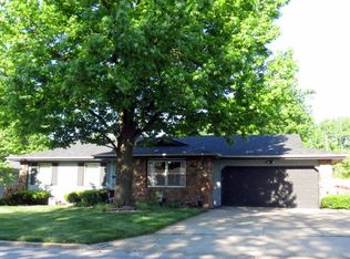 2473 S Virginia Ave, Springfield, MO 65807