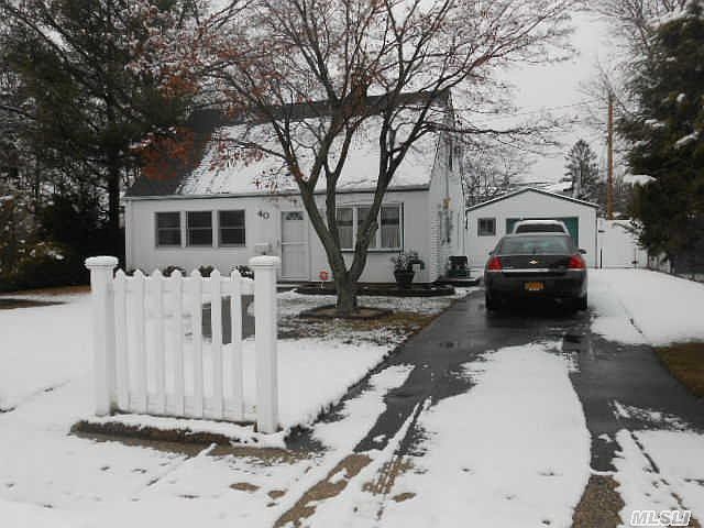 1st image of 40 John Ln