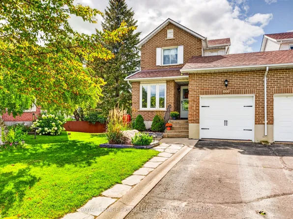 600 Whistler Ter, Kingston, ON K7M 8K4