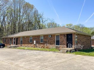1436 E McCan Dr, Clarksville, TN 37043