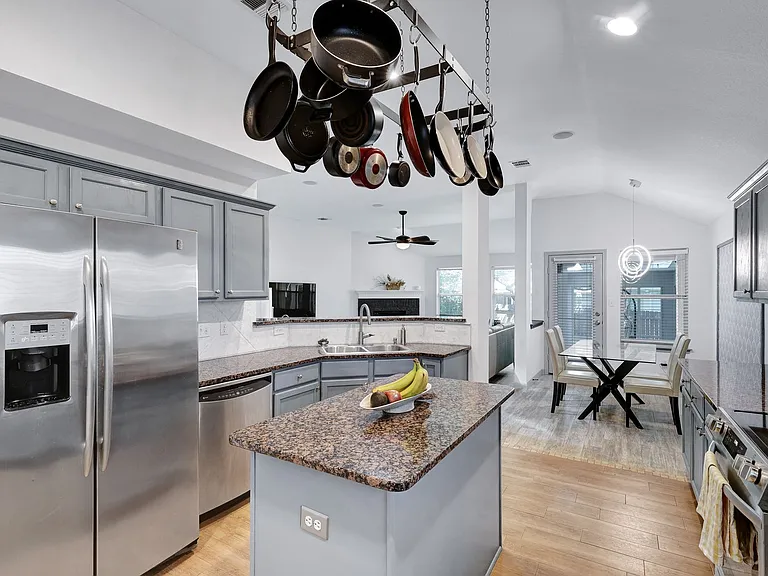 9815 Lockberry Ln — Photo 17