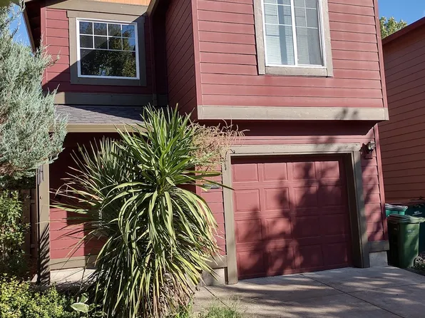 446 Corinne Dr, Newberg, OR 97132