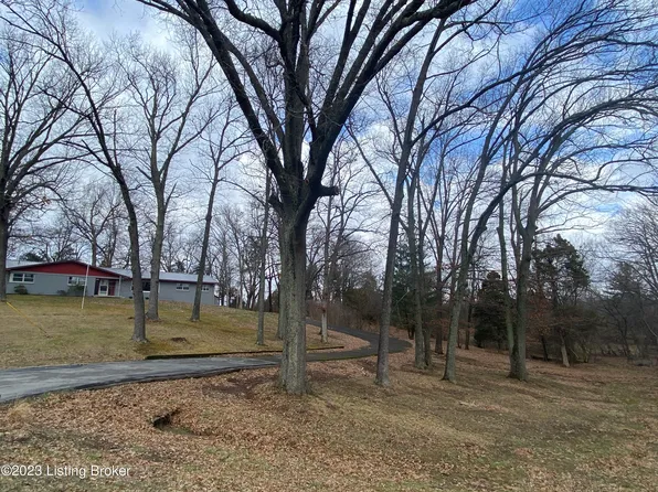 1111 Ellen Dr, Radcliff, KY 40160
