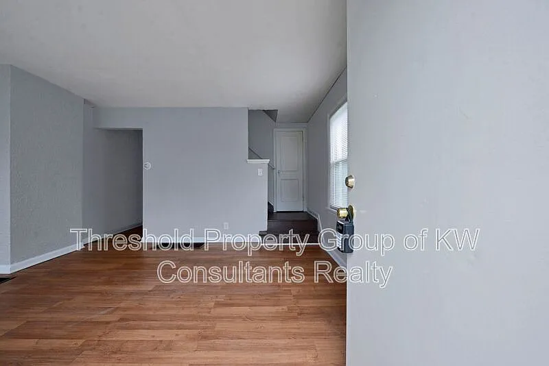 Building Photo - 1732-1734 E Whittier St #1734
