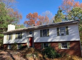 74 Stonybrook Rd, Shawangunk, NY 12566