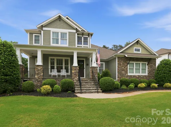 1077 Wessington Manor Ln, Fort Mill, SC 29715