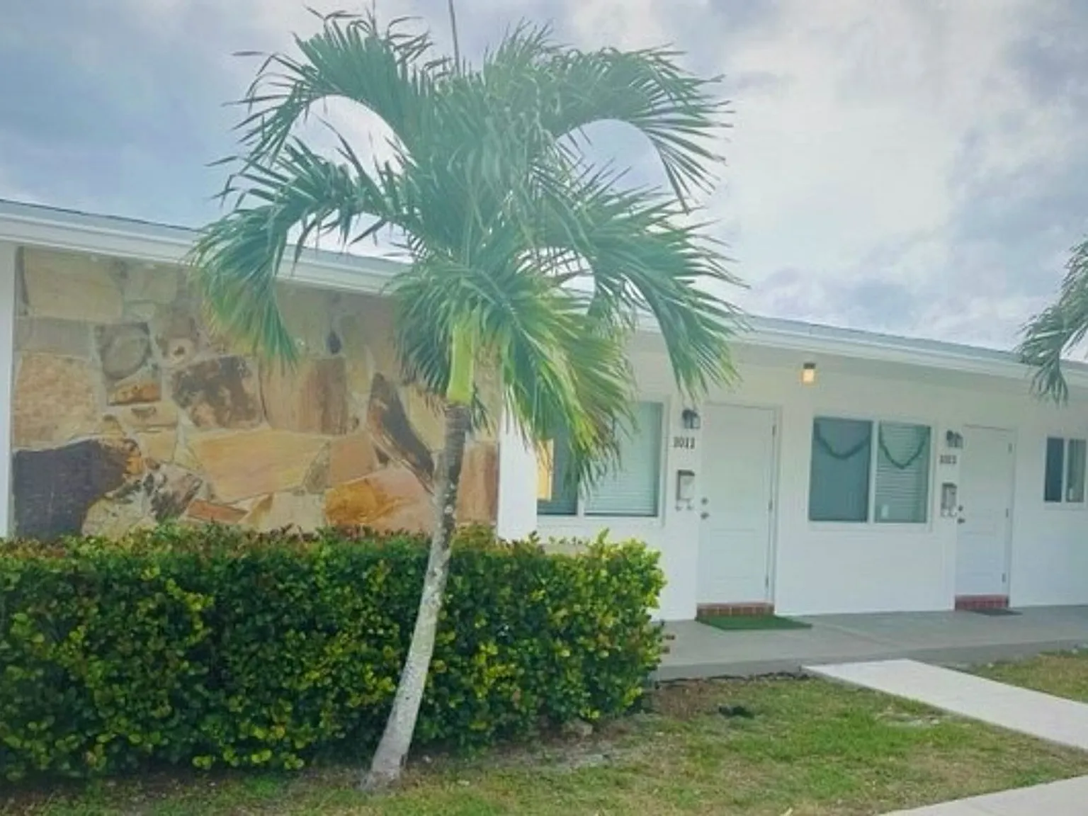 1011 9th Ave N Lake Worth, FL 33460 — Photo 2