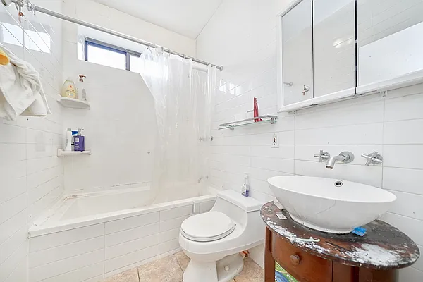 Rented by Living New York | media 4