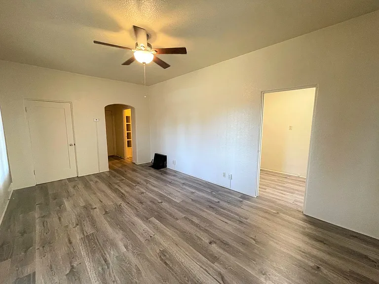 1209main — Photo 20