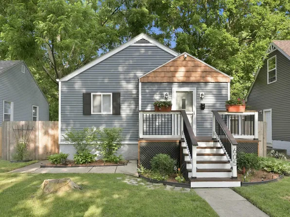 605 S Sheridan St, South Bend, IN 46619
