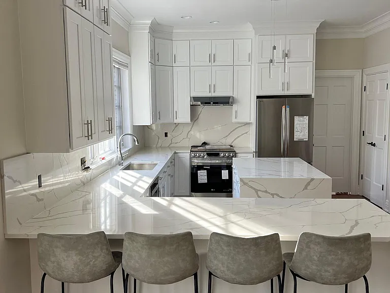 256 W Haviland Ln — Photo 8