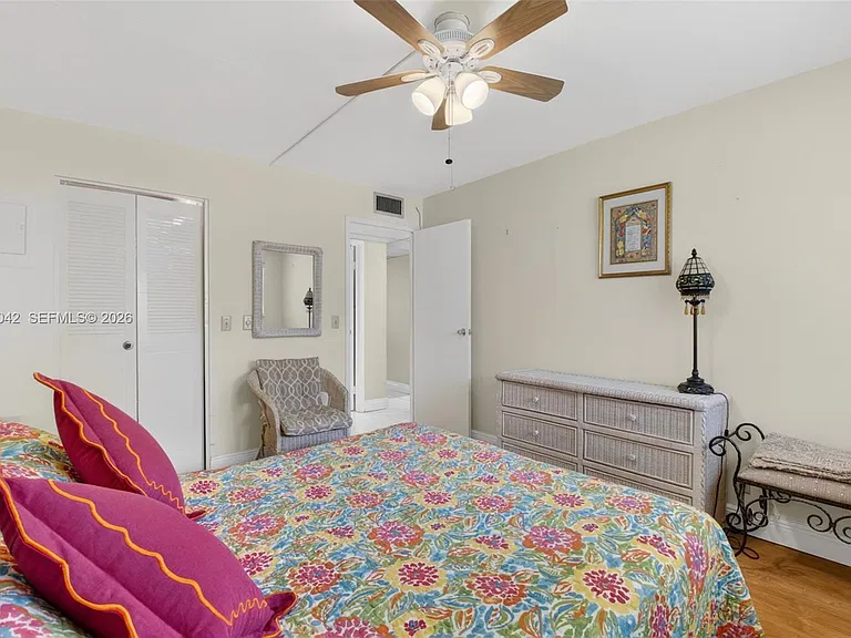 537 Brittany Ln #537-L — Photo 8