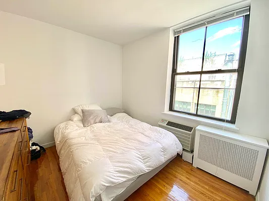 Rented by J PRESTON AND ASSOCIATES INC | media 17