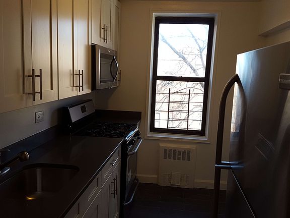 3rd image of 6395 Austin St APT 4C