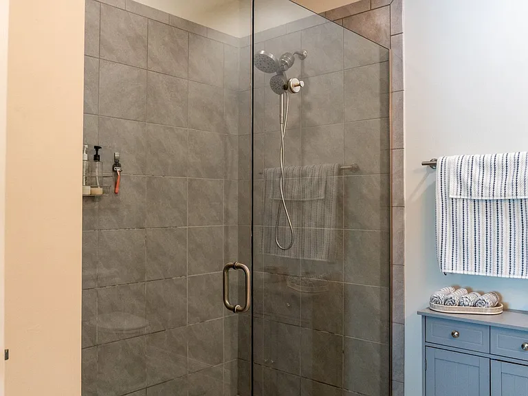 14888 Edgewater Cir — Photo 7