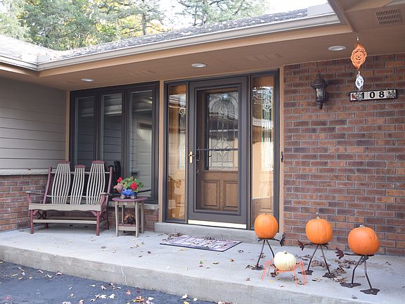 4th image of 108 N Park Dr