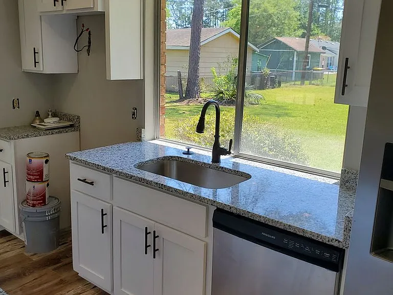 103 Greene Dr — Photo 9