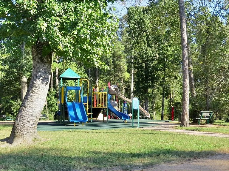 711 Enchanted Trail Dr — Photo 18