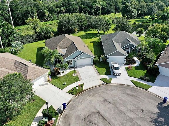 3rd image of 350 E Temple Ct SW