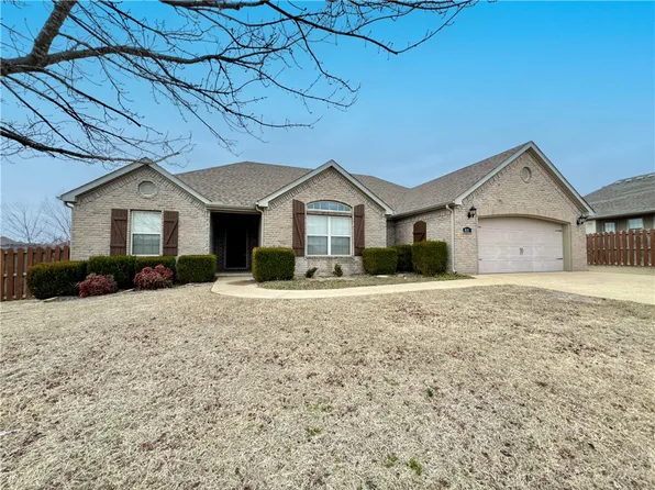 811 Tripoli Rd, Centerton, AR 72719