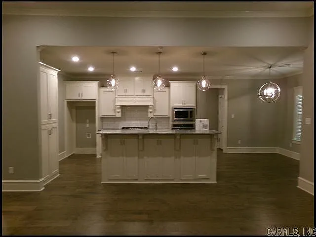 4 bed, 3.0 bath, 3047 sqft, $3,500 — Photo 3