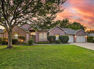 6 Brook Arbor Ct, Mansfield, TX 76063