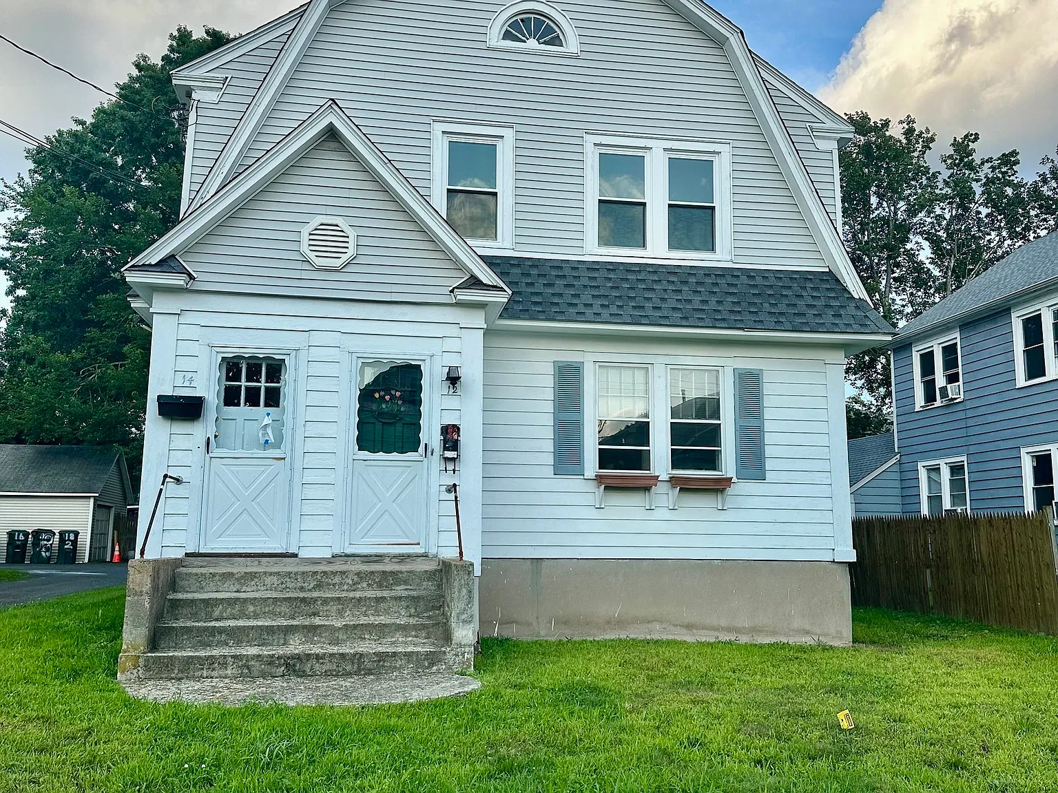 3 bed, 1.0 bath, 2536 sqft, $1,995 — Photo 1