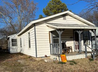 428 W 7th St, Ada, OK 74820