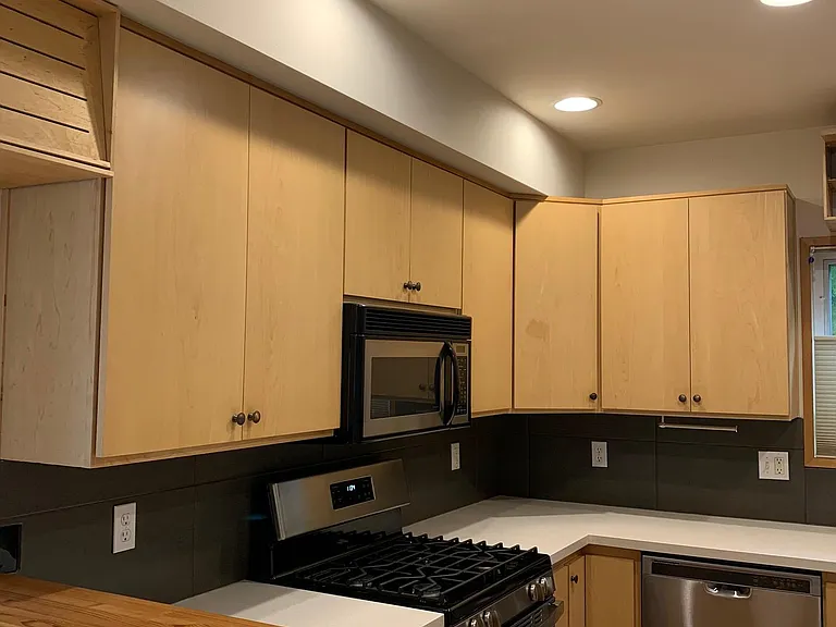 1501 S Plum St — Photo 7